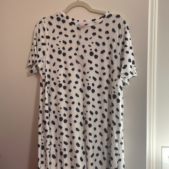 3/$60 NWT tshirt midi dress with slit size 10 - Picture 2 of 4